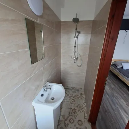 Kitti Panzio Bed & Breakfast